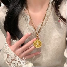 Handmade Characteristic Fashion Accessories